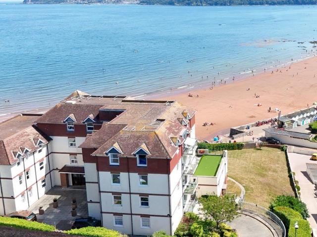 Flat for sale in Livermead