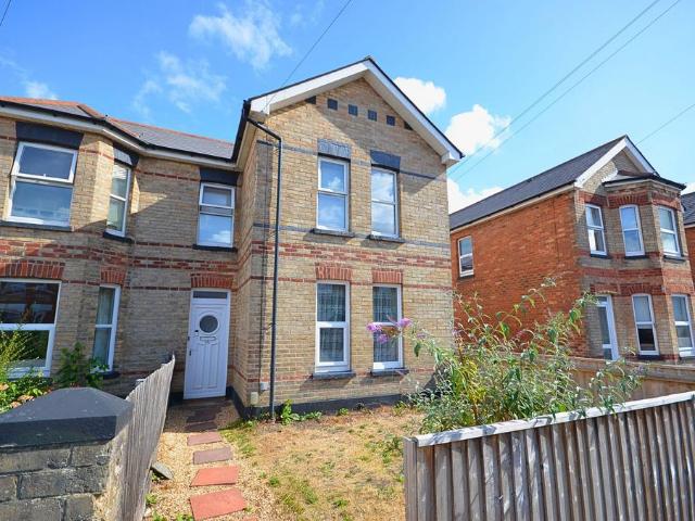Flat for sale in Talbot Village, Bournemouth