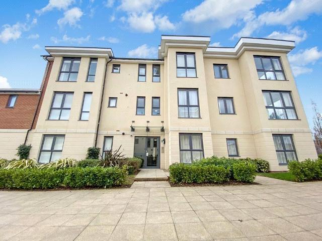 Flat for sale in Hamerton, Kent