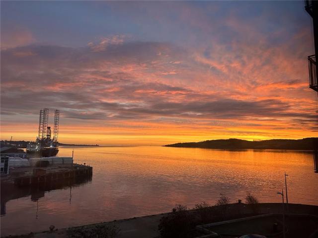 Flat for sale in City Quay, Scotland