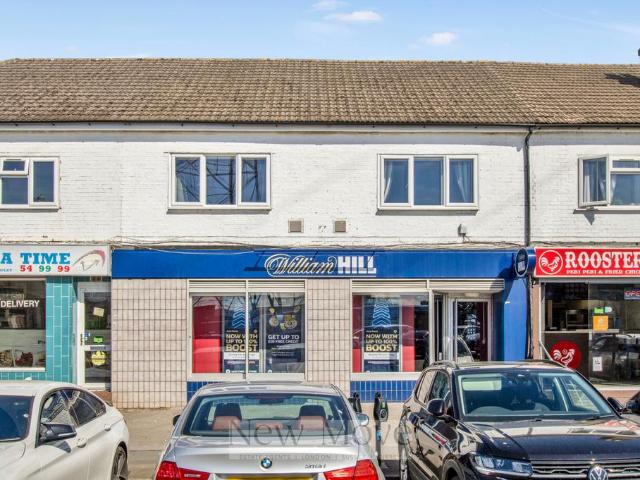 Flat for sale in Three Bridges, Glynde