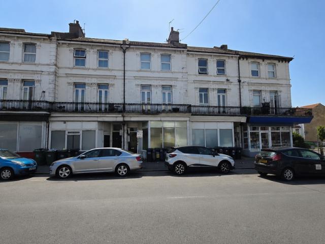 Flat for sale in Roselands, Eastbourne