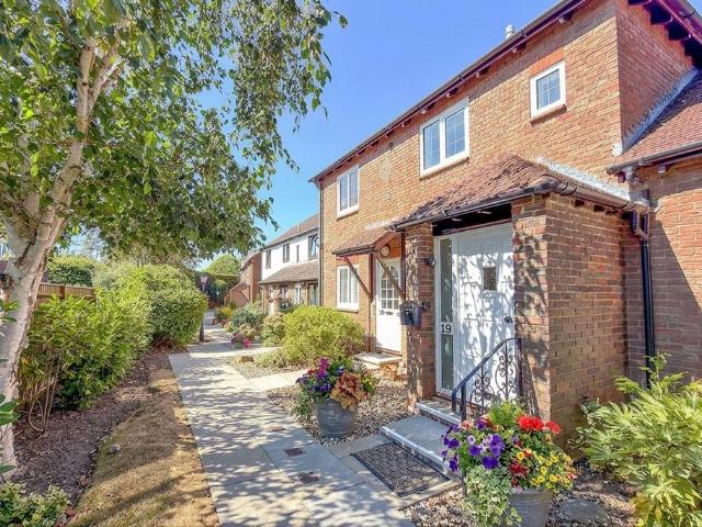 Flat for sale in Rustington, Clapham