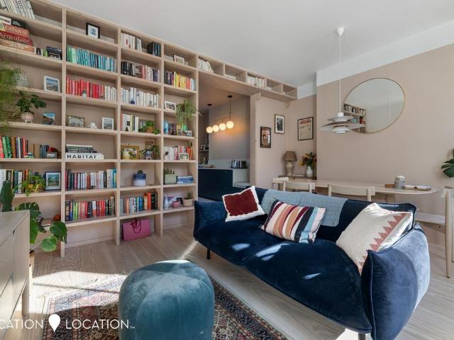 Flat for sale in London Borough of Hackney, Greater London