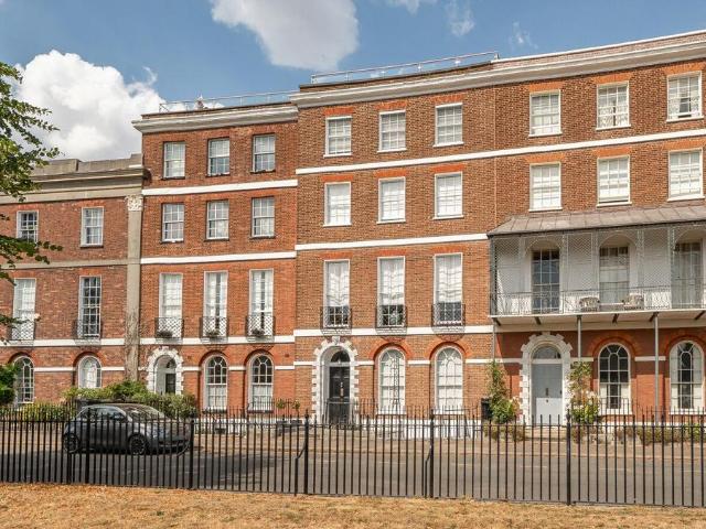 Flat for sale in Watergate, Devon