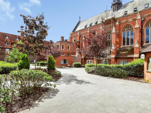 Flat for sale in Southdowns Park, Perryfields