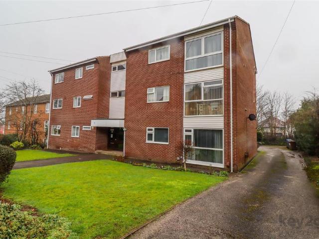 Flat for sale in Gleadless, Isle Of Man