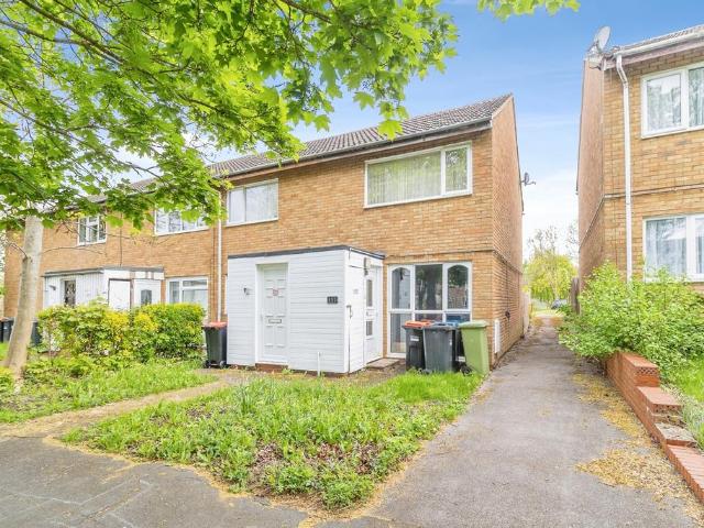 Flat for sale in Stantonbury, Milton Keynes