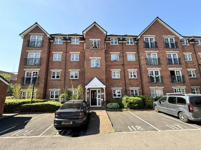 Flat for sale in Georgia, Greater Manchester