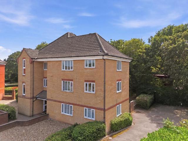 Flat for sale in Purdis Farm, Eastbridge