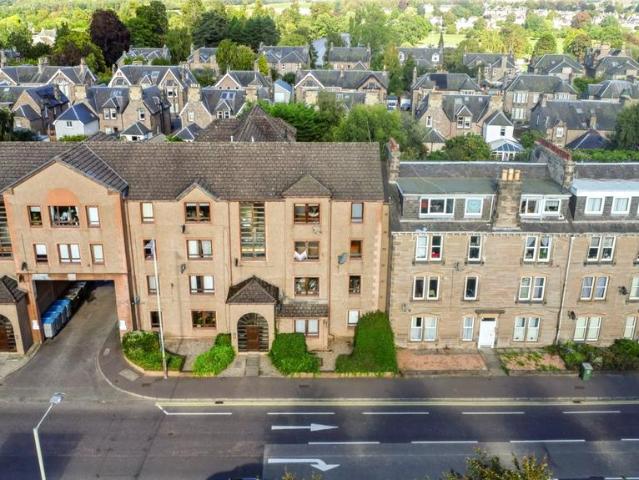 Flat for sale in Muirton, Perth