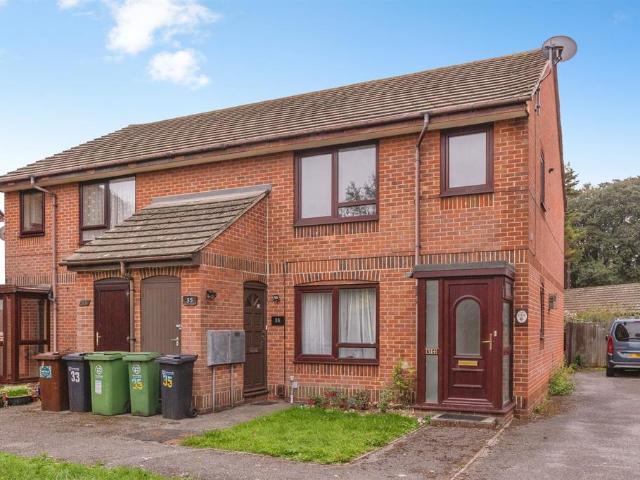 Flat for sale in Hilsea, Portsmouth
