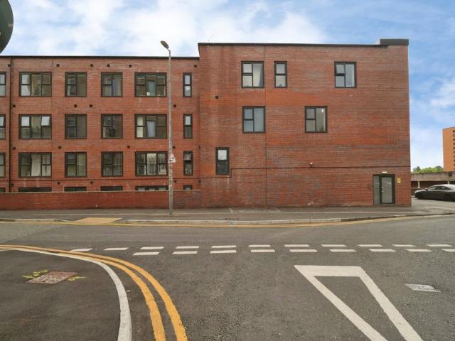 Flat for sale in Salford, Greater Manchester