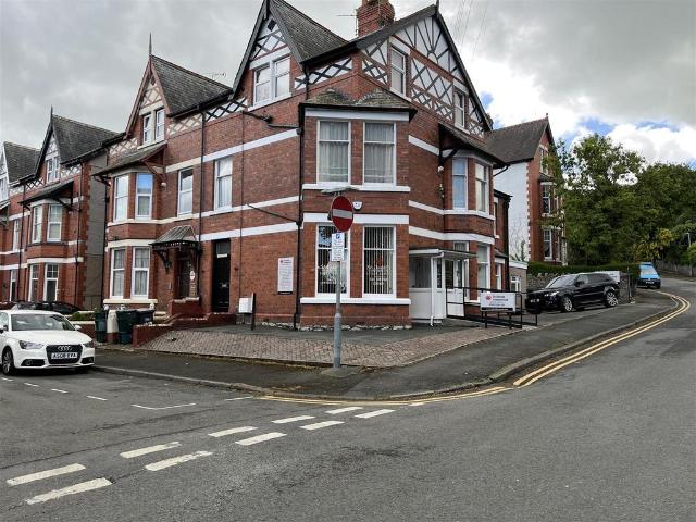 Flat for sale in Colwyn Bay, Wales