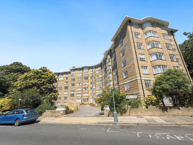 Flat for sale in Brunswick