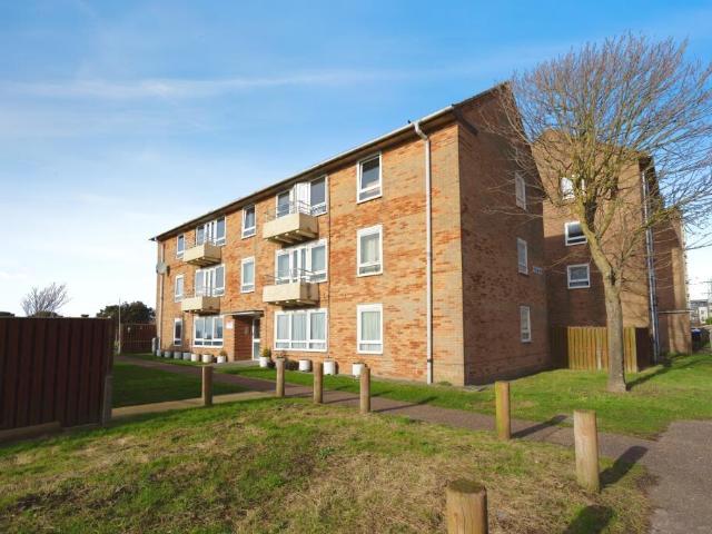 Flat for sale in Fishersgate, West Sussex