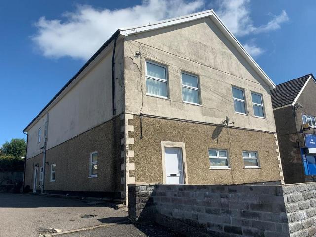 Flat for sale in Caledfryn, Wales