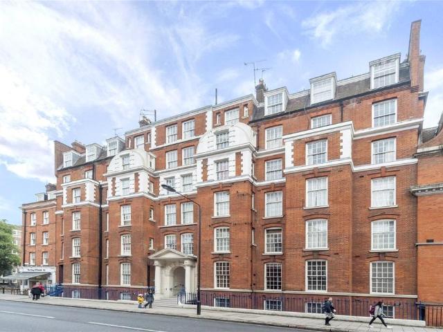 Flat for sale in King's Cross, Greater London