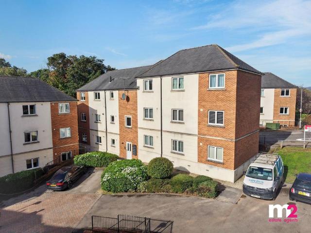 Flat for sale in Pye Corner, Newport