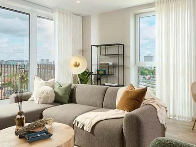 Flat for sale in London Borough of Brent, Greater London