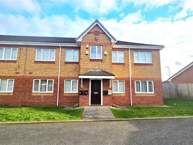 Flat for sale in Deysbrook, Calderstones