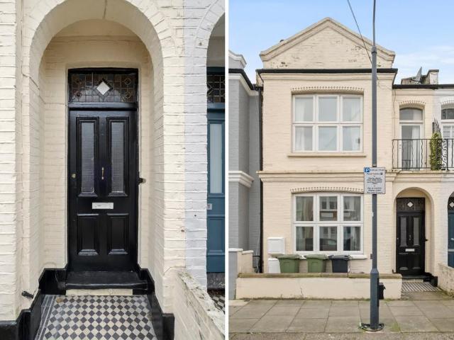 Flat for sale in Fulham, Greater London