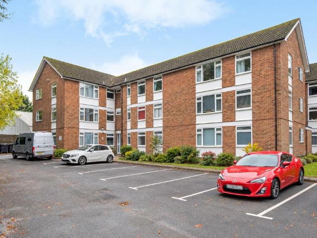 Flat for sale in St Cross, Winchester