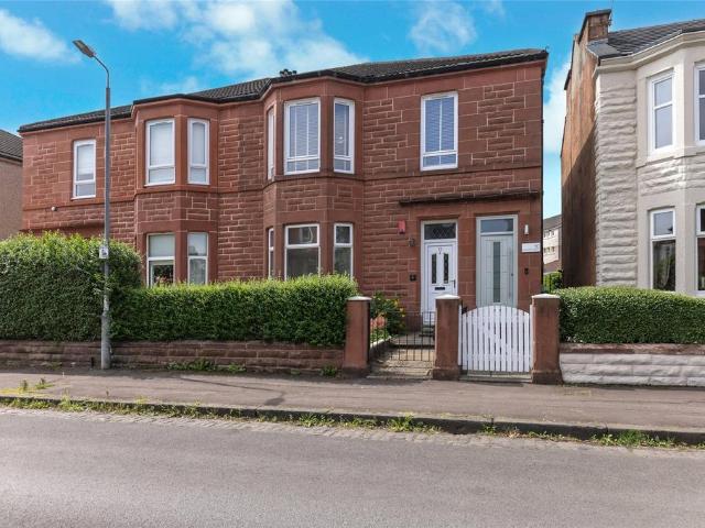 Flat for sale in Tollcross, Scotland