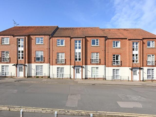 Flat for sale in Fishergate, High Field