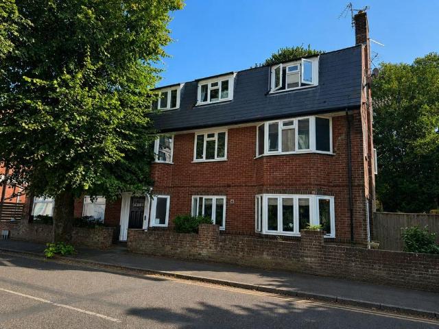 Flat for sale in Boscombe, Bournemouth