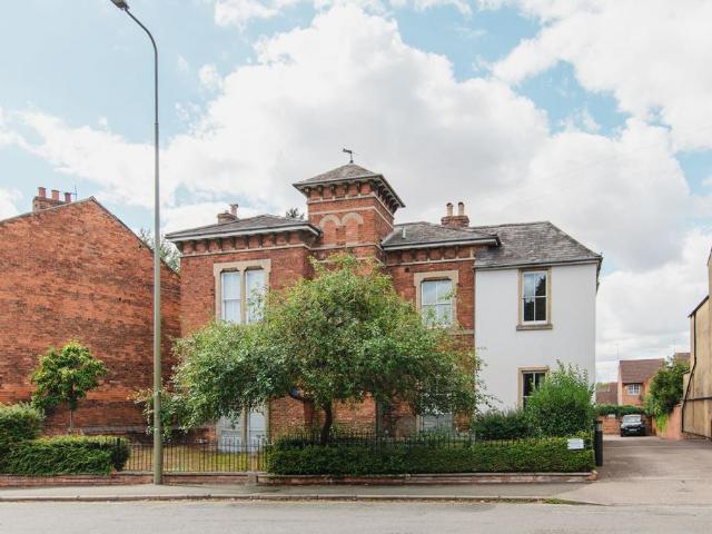 Flat for sale in Grimsbury, Cherwell