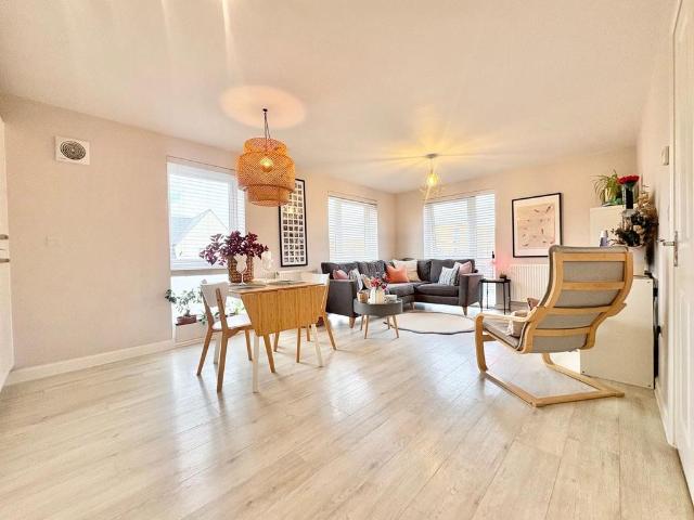 Flat for sale in Brooklands, Milton Keynes
