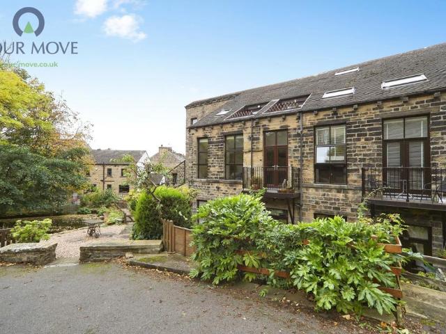 Flat for sale in Back Leeming, Bradford