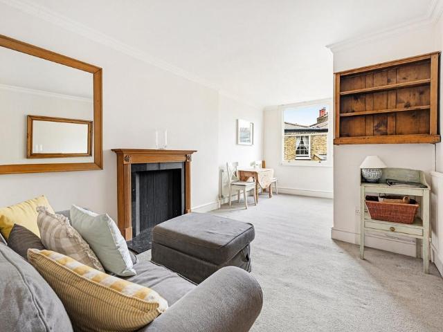 Flat for sale in Pimlico, Isle Of Man