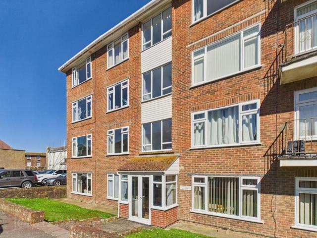 Flat for sale in Rottingdean