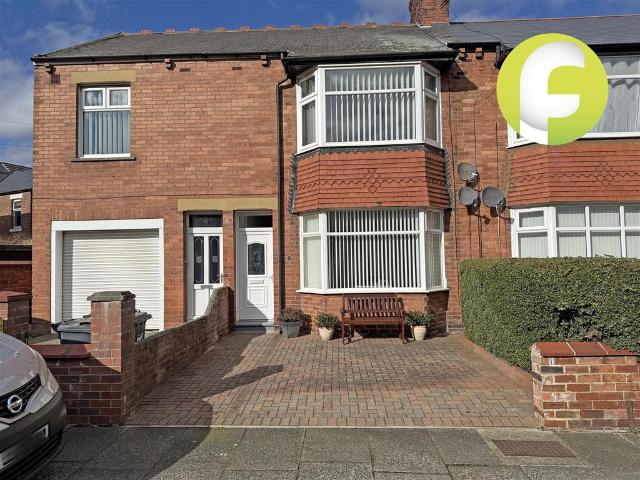 Flat for sale in Preston, North Shields