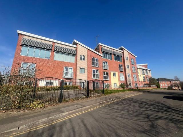 Flat for sale in Hillfields, West Midlands