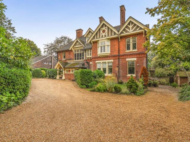 Flat for sale in Boxgrove, Guildford