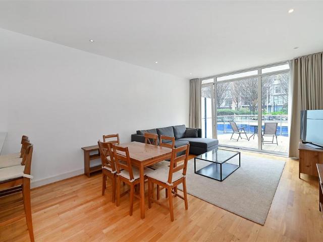 Flat for sale in Greater London