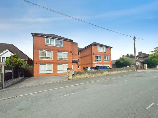 Flat for sale in California, Littleover