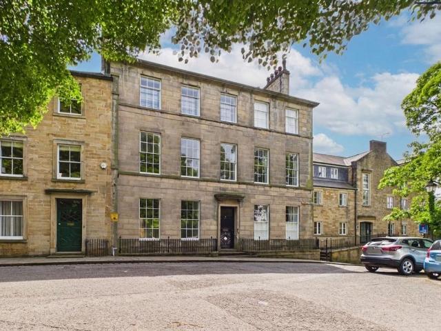 Flat for sale in Castle and Priory Precinct, Bare
