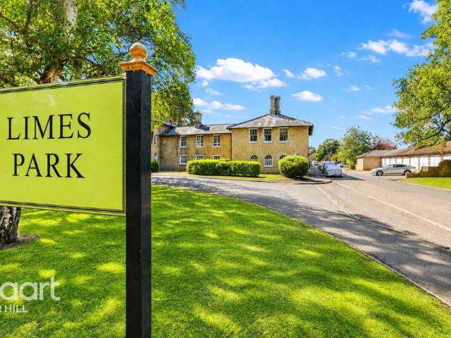 Flat for sale in Huntingdon, Cambridgeshire
