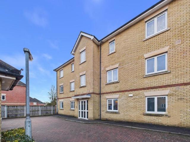 Flat for sale in Myland, Fordham Heath