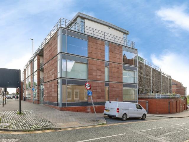 Flat for sale in Newtown, Two Mills