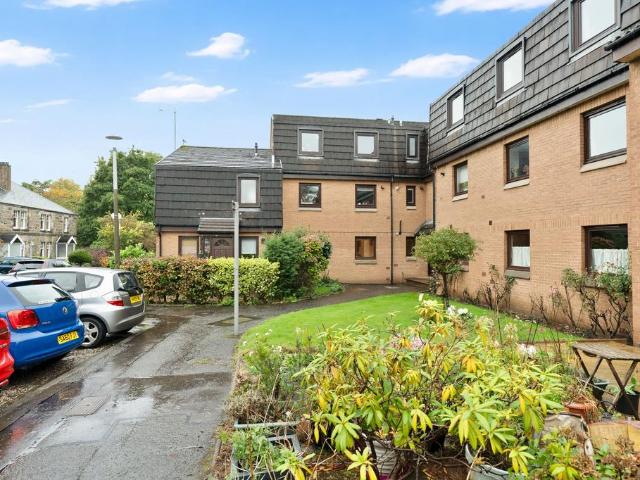 Flat for sale in Comely Bank, City of Edinburgh