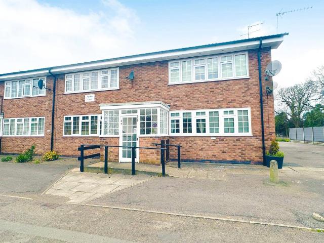 Flat for sale in Stanford On Avon, Leicestershire