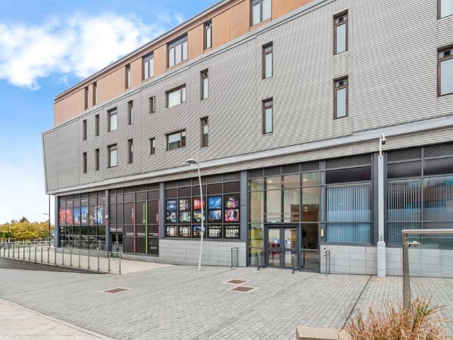 Flat for sale in West Yorkshire