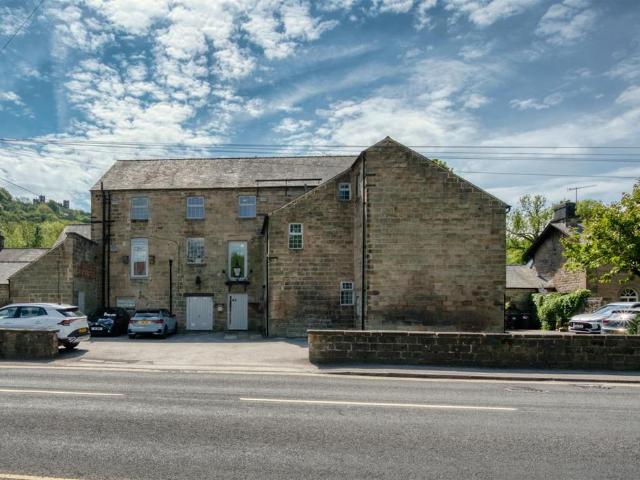 Flat for sale in Riber, Froggatt