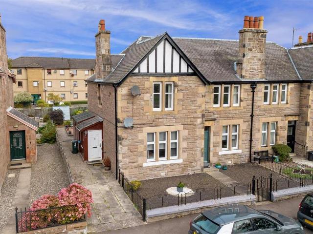 Flat for sale in Muirton, Perth
