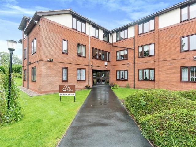 Flat for sale in Kings Norton, West Midlands